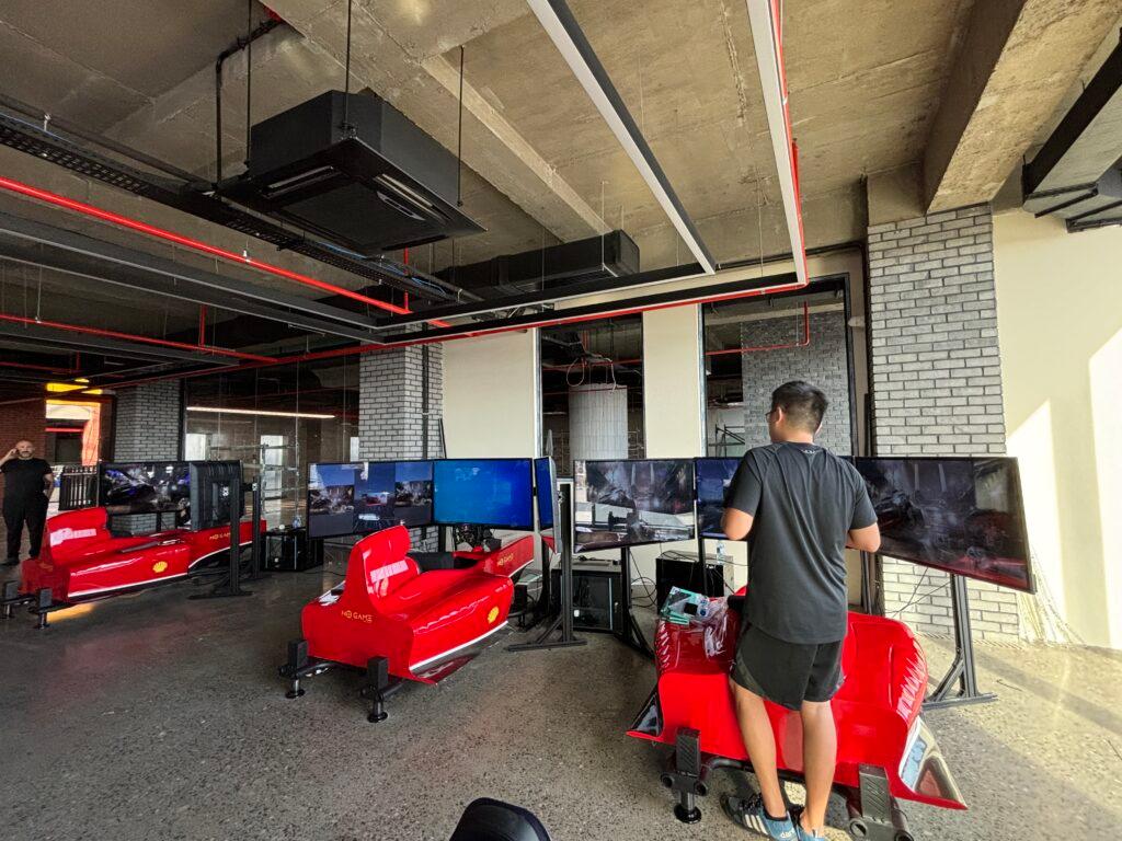 Racing car simulation venue