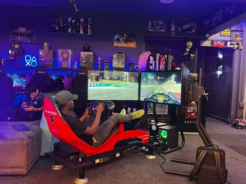 F1 racing simulator hardware