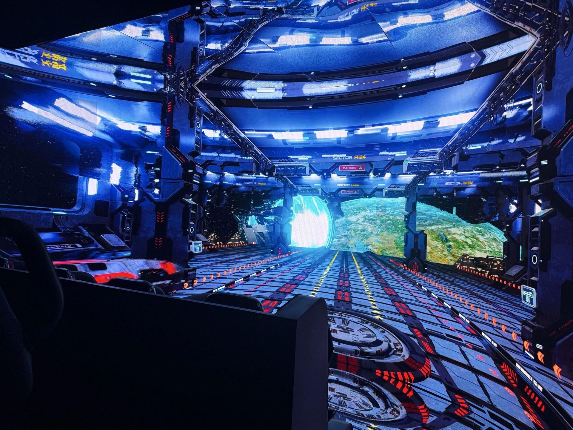 High Resolution Panaromic Screen