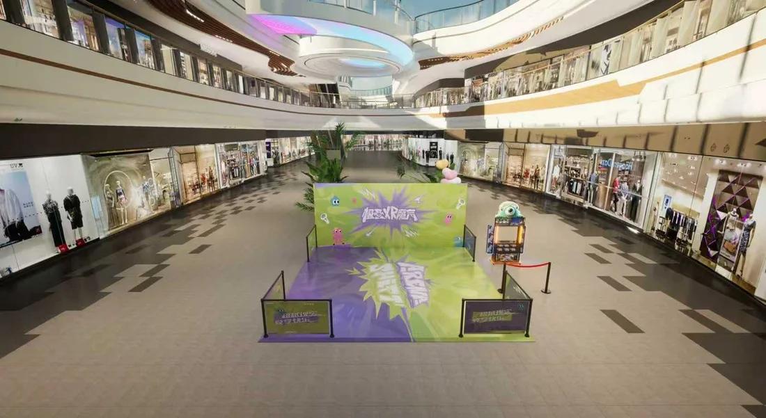 VR Arena Shift in Shopping Mall