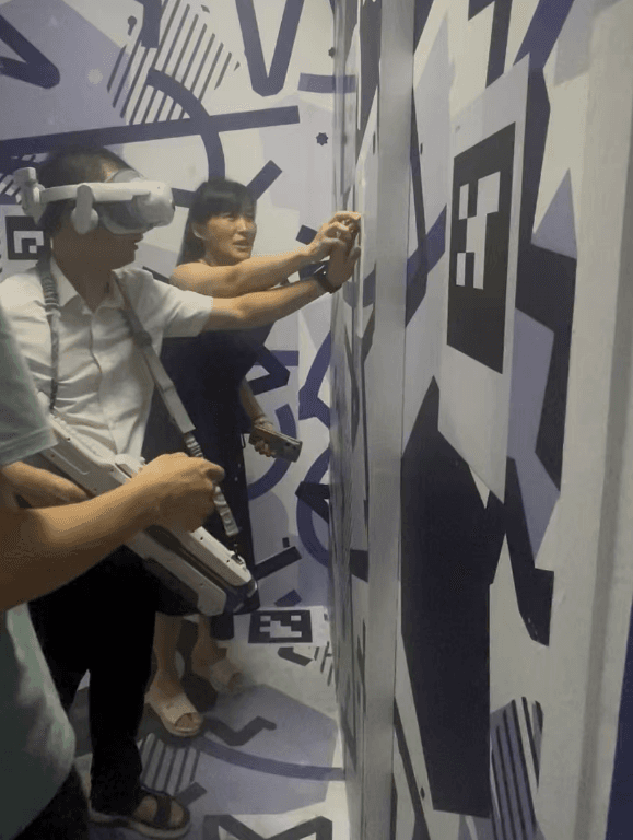 Interactive Device