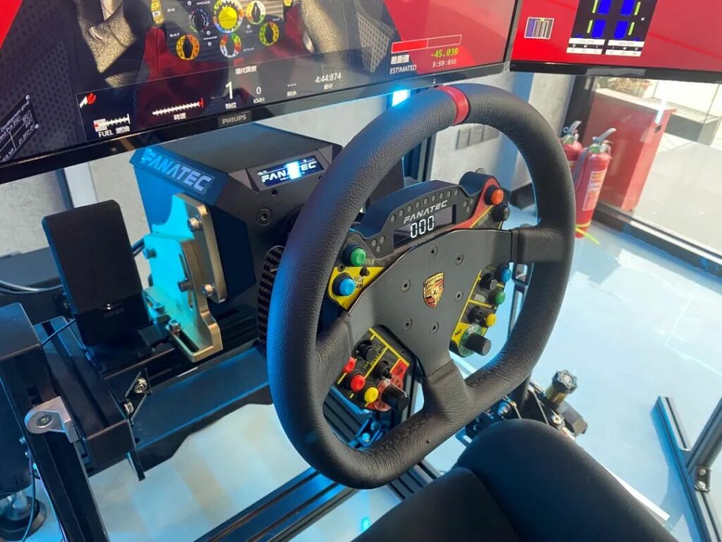 Racing simulator arcade layout